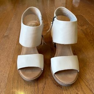 Toms Majorca cutout sandal